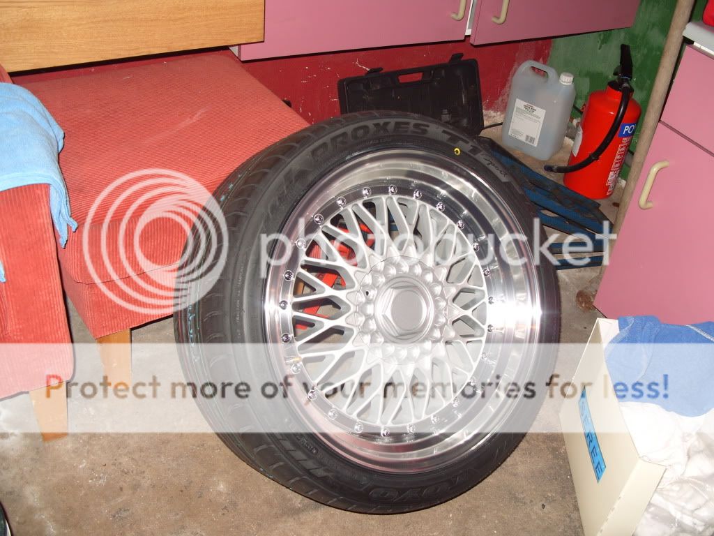 tyres001.jpg